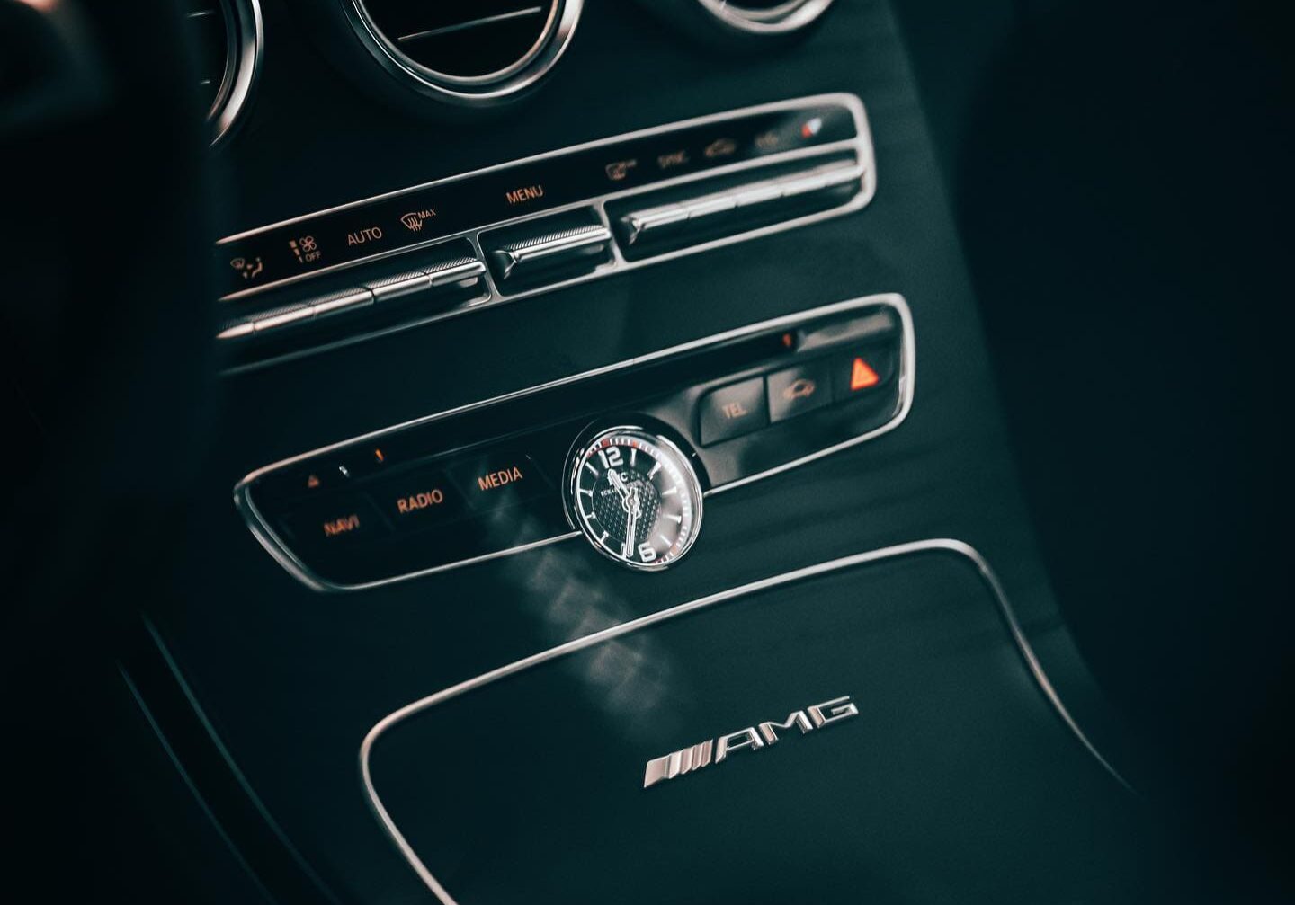 Mercedes AMG Indoor Armatur Mercedes AMG Indoor Armatur